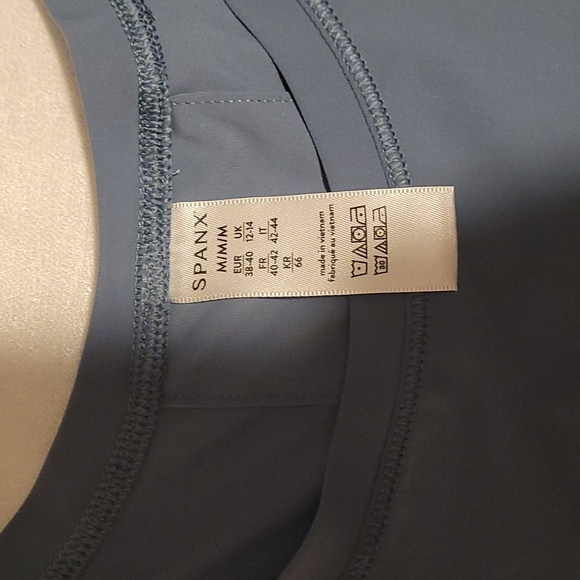 Spanx Blue Sleeveless Tank Top - Picture 2 of 3